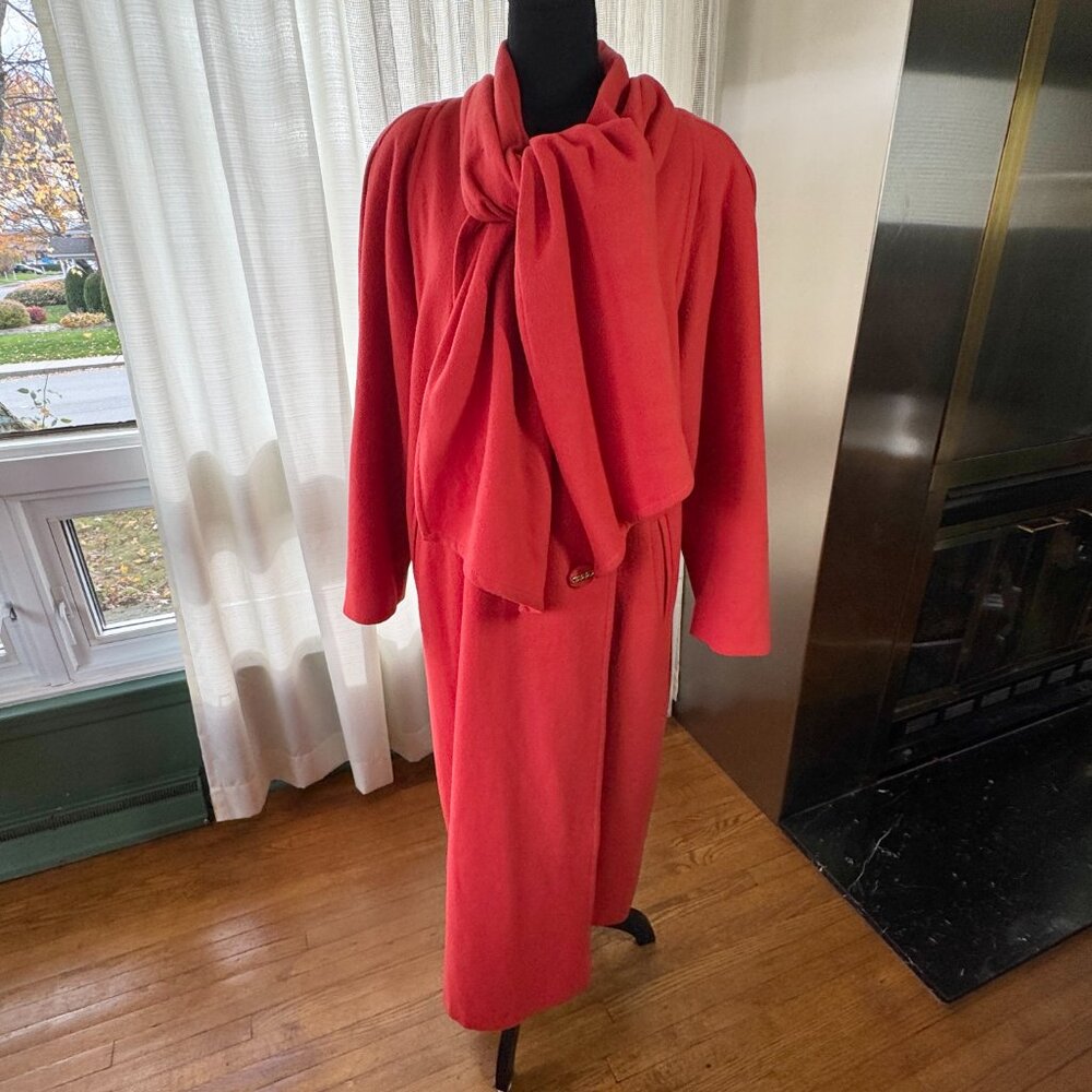 Vintage 80s coat, red, wool, nylon, cachemire, attached scarf, size 16/18 (L/XL)
